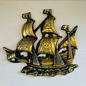 Wall Sailing Ship Metal Wall Decor.